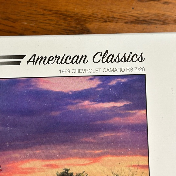 Daytona Yellow Z/28 1969 Camaro Puzzle Box - Yellow Muscle Car - 1000 pieces - Picture 3 of 7